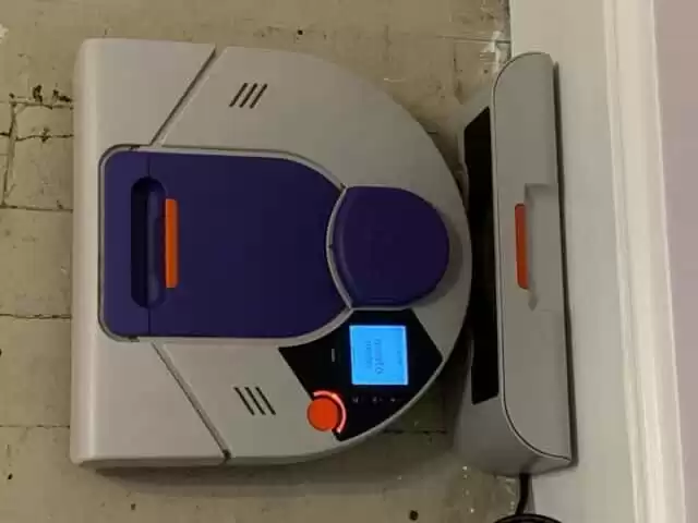 NEATO XV-21 ROBOTIC VACUUM